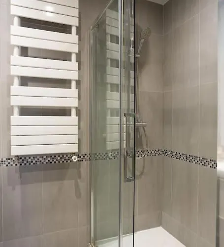 La Des Expositions * Paris